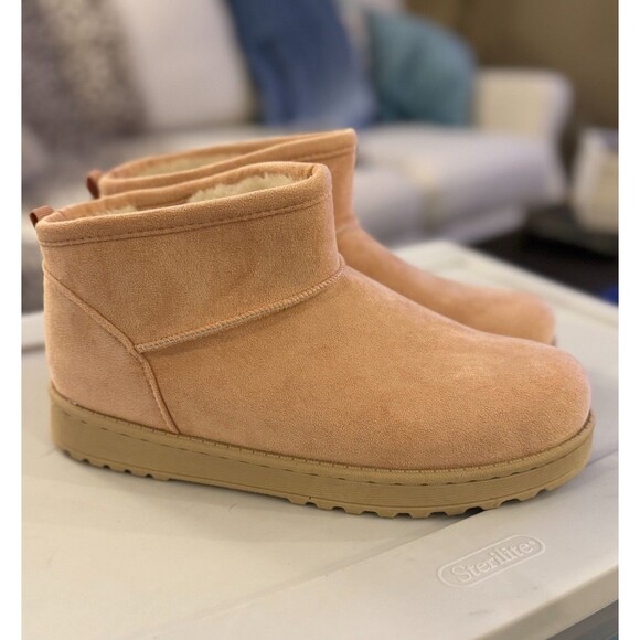 NEW SO Pink Lupita Short Boots Sz 9 Women Cozy Comfy Warm Outside - Picture 6 of 14